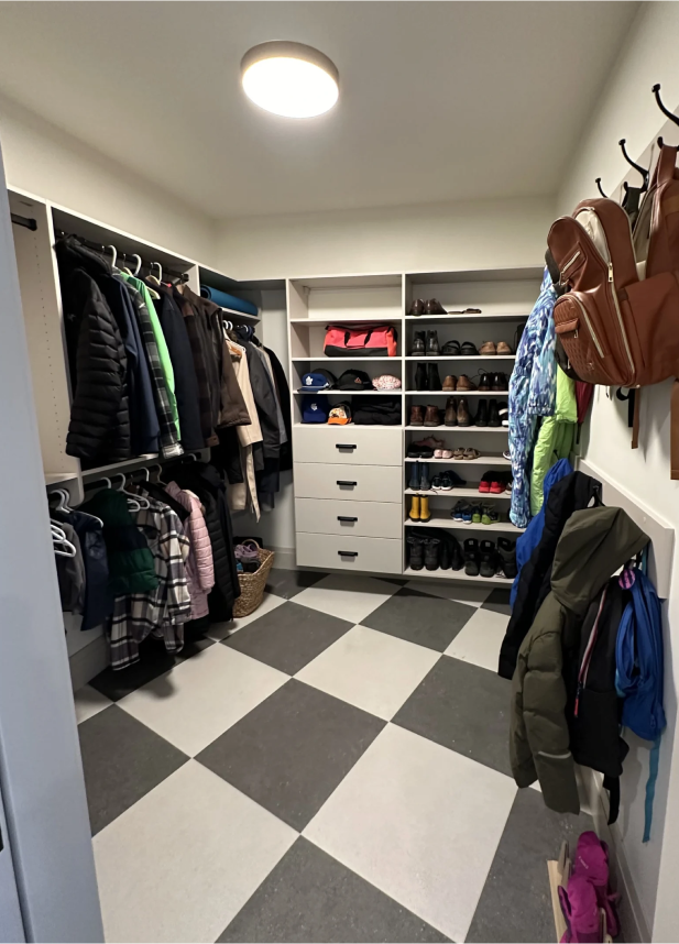 Custom Closet Image